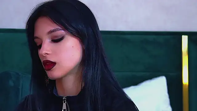 BeverlyMost Chat XXX live