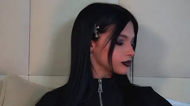 BeverlyMost Live XXX Chat
