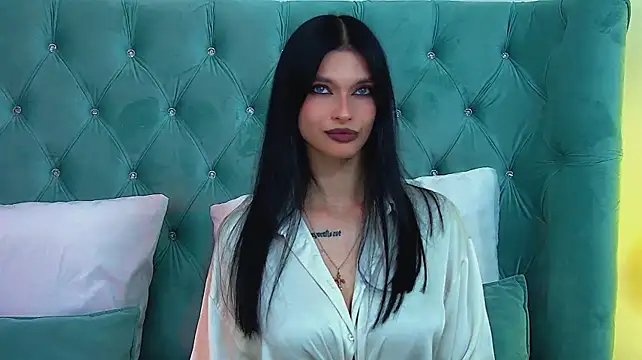 BeverlyMostn Live XXX chat