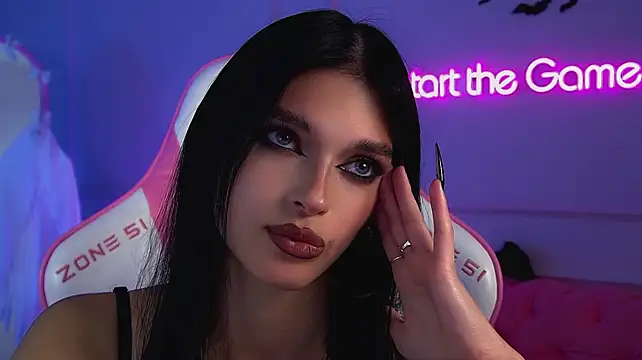 BeverlyMost Adlı Modelin Web Kamerası Şovu
