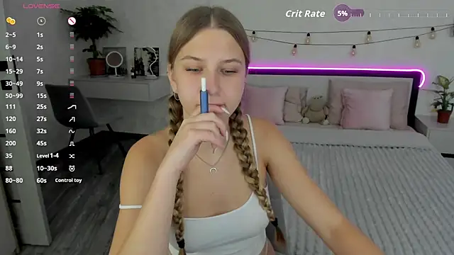 AureliaBliss_ Show in webcam