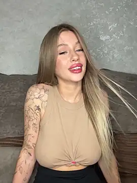 Tiffany_Kissss – Live XXX-chat