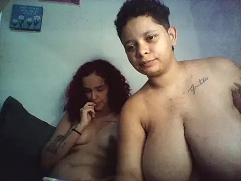 Show modela moranguinx na web-kameri