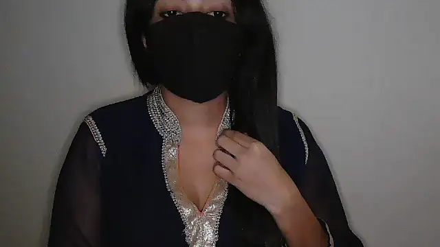 Reddy_Trisha Show in webcam