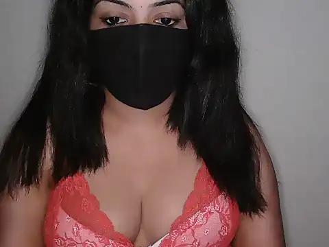 Reddy_Trisha Adlı Modelin Web Kamerası Şovu