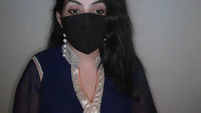 Reddy_Trisha's Webcam Show