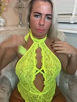 عرض كام MakemeMillie1