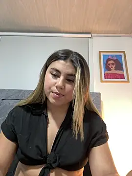 غرفة دردشة MeganCrow المباشرة