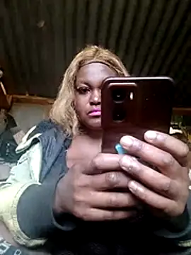 Chat XXX en directo de kinkybustyangel