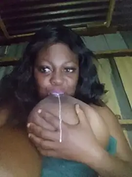 Chatroom XXX en direct de kinkybustyangel
