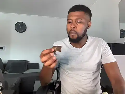 Luckymsa Webcam Show