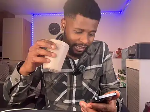 Luckymsa Show Webcam