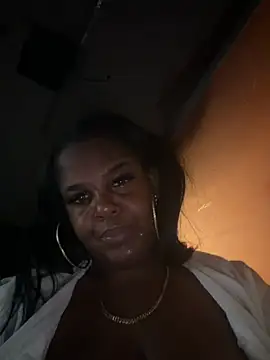 CUM4SACRED357n Webbikameraesitys