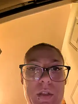YourNotMySupervisor Show in webcam