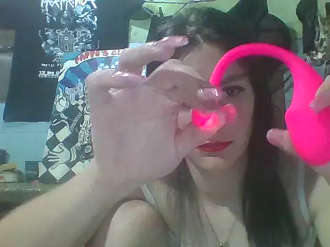 Giuly666 webcam show