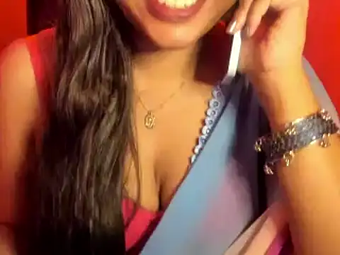 Show de Cleopatra666 na webcam