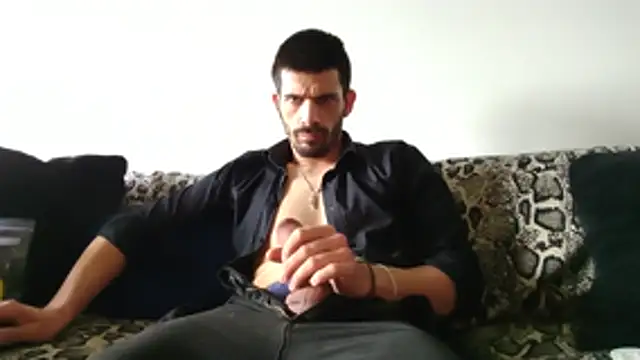 LgatitoL's Webcam Show