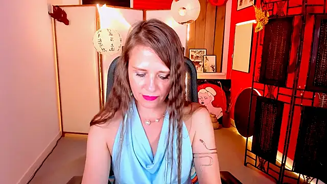 Chat +18 de EmiliaBedy ao vivo