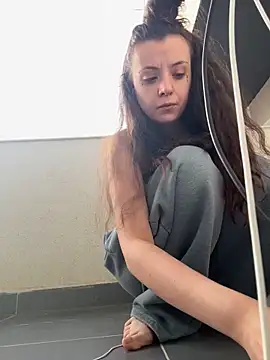 bunnythetailor's Live XXX Chat