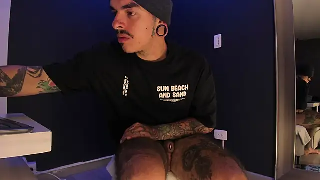 Show de webcam de kaletattoo