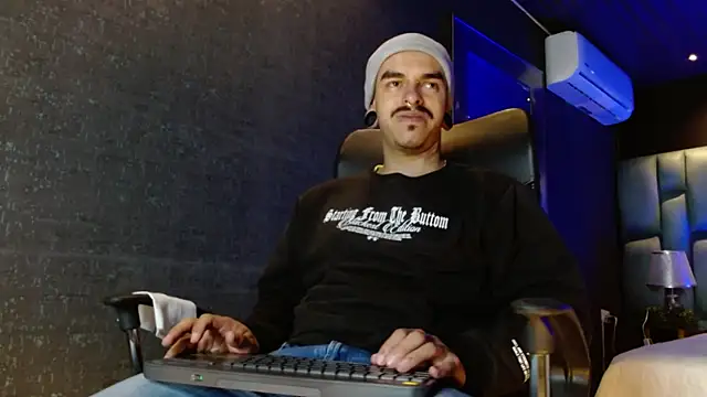Webkamerová show kaletattoo