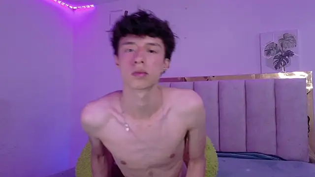 Chat +18 de Juanmres ao vivo