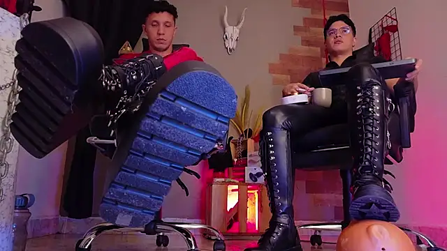 AngeloandEdward Show Webcam