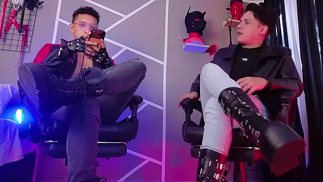 AngeloandEdward Pertunjukan Webcam