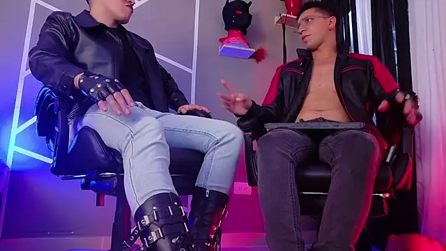 AngeloandEdward's Webcam Show