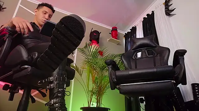 AngeloandEdward Pertunjukan Webcam