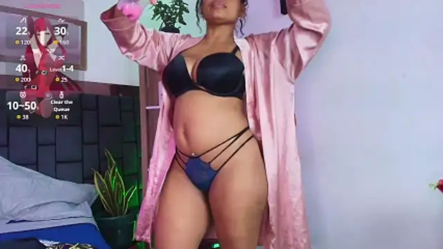 غرفة دردشة CamiilaReyes المباشرة