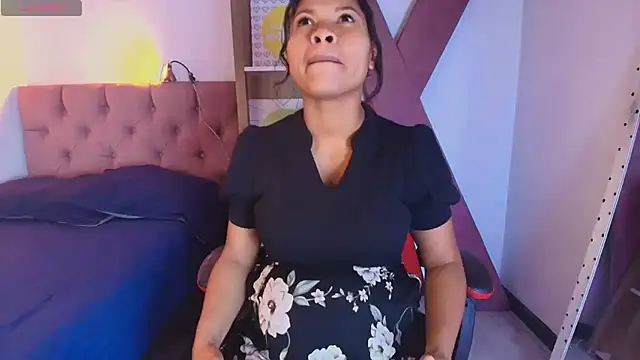 CamiilaReyes Live XXX-Chat