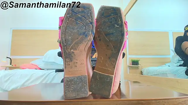 SamanthaMilann Show in webcam