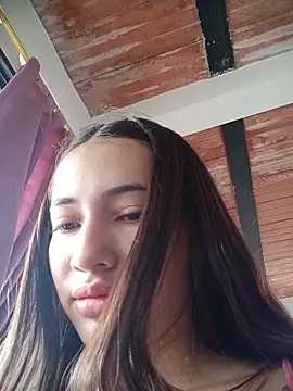 -Nicol Chat XXX live