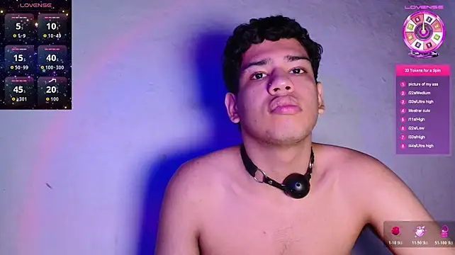 Santiago_Foxx 网络视讯表演