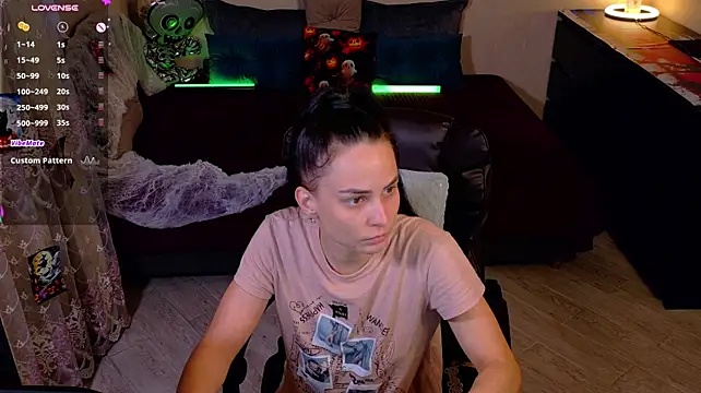 Kriss_brunette_5 – webcam-show
