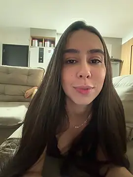 Show de Larah_222 na webcam