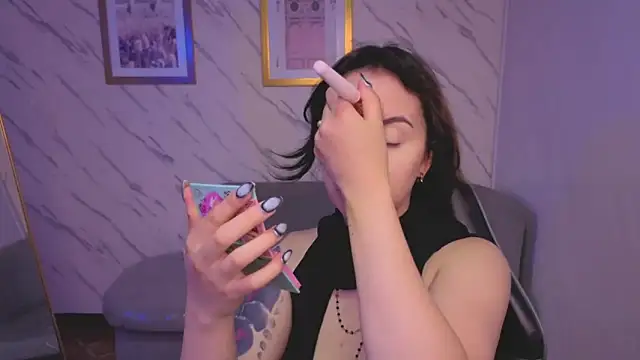 Hela_v's Live XXX Chat