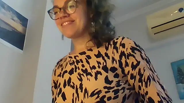Ju-Hot – Live XXX-chat