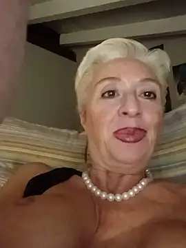 divinaerotica – Live XXX-chat