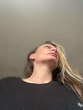 Cindy0907's Live XXX Chat