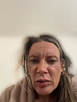 XXX chat uživo modela Cindy0907