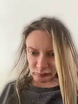 צ'אט XXX בשידור חי של Cindy0907