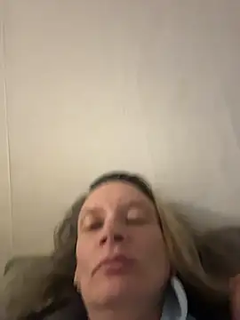 Cindy0907's Live Chat Room
