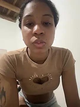 Zaira_Rose_のライブXXXチャット