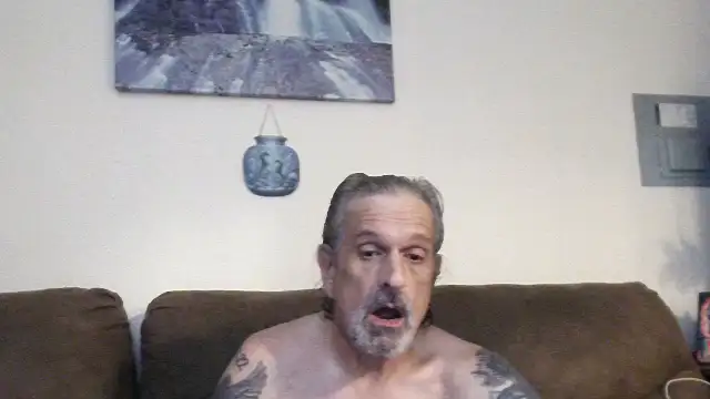 Harley1414Vicky Show in webcam