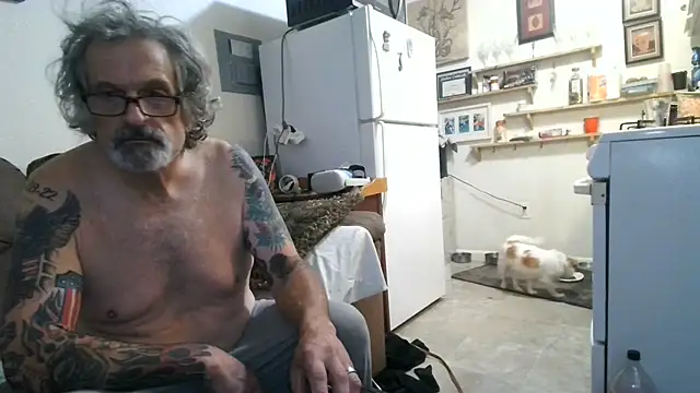 Pokazy przed kamerką – Harley1414Vicky