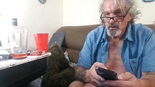 Harley1414Vicky's Webcam Show