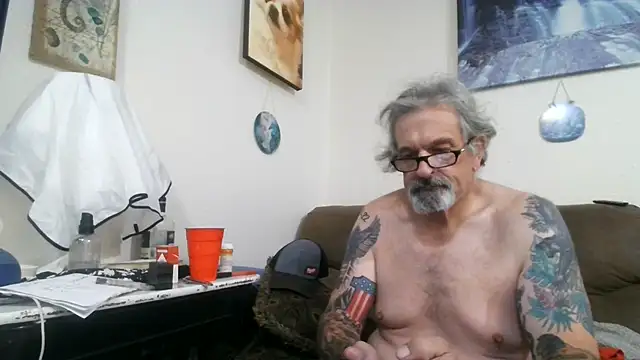 Živá chatovací místnost Harley1414Vicky