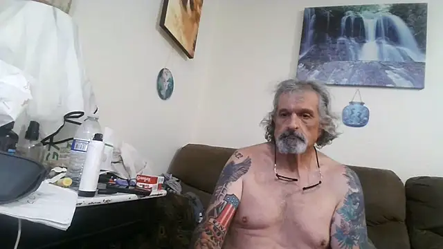 Harley1414Vicky Webcam show